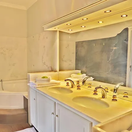 La Régie De Franc-warêt *