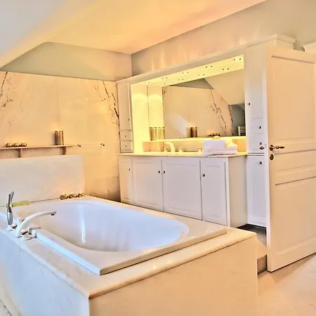 La Régie De Franc-warêt Franc-Waret